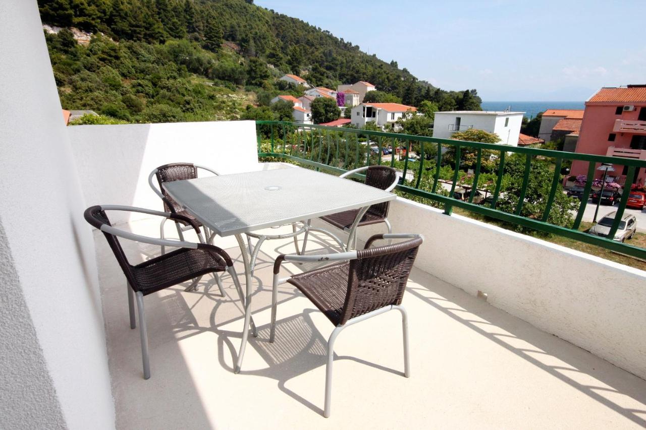 Apartments By The Sea Drvenik Donja Vala, Makarska - 6701 Kültér fotó