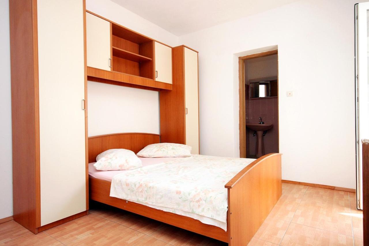 Apartments By The Sea Drvenik Donja Vala, Makarska - 6701 Kültér fotó
