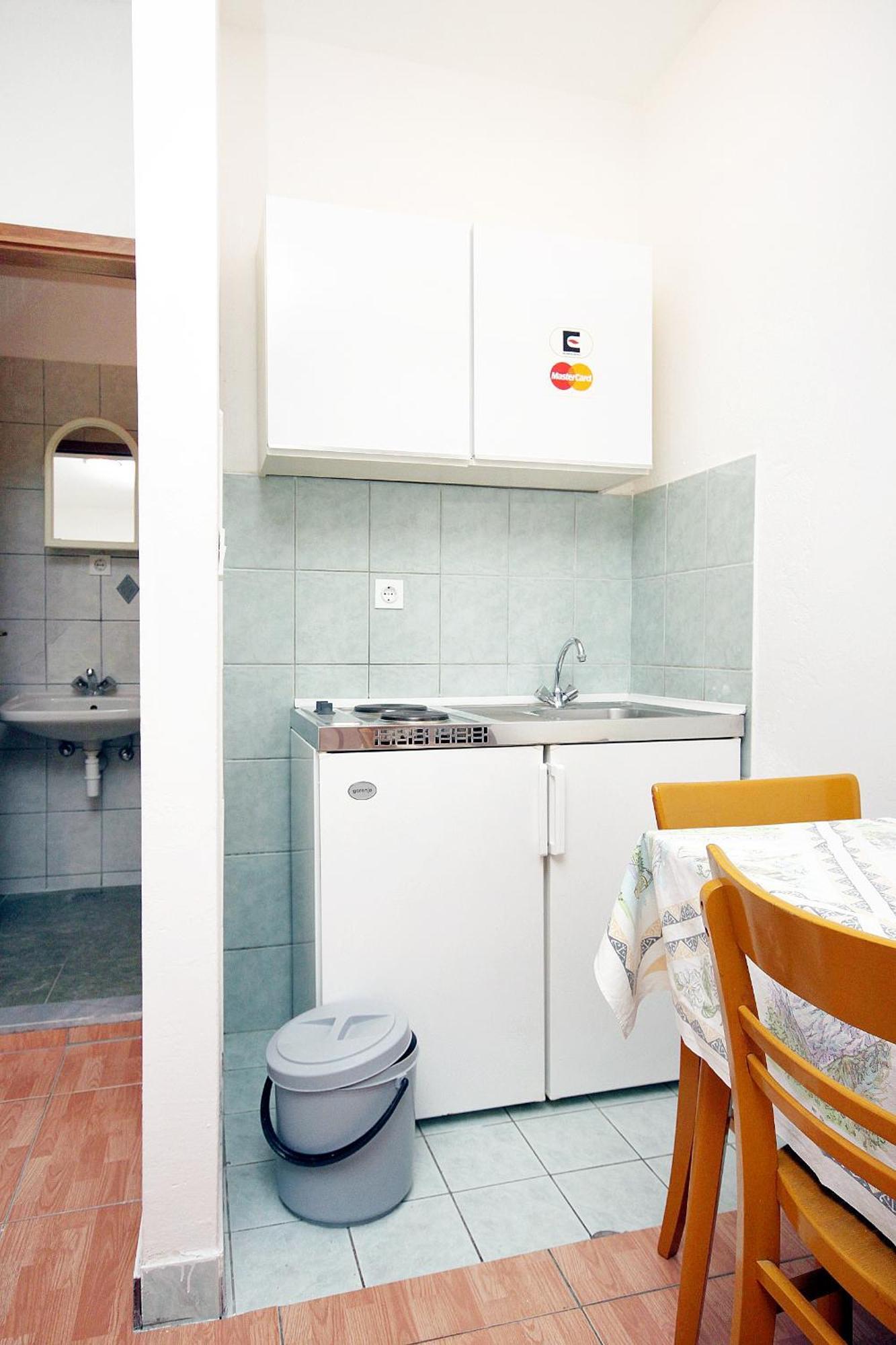 Apartments By The Sea Drvenik Donja Vala, Makarska - 6701 Kültér fotó